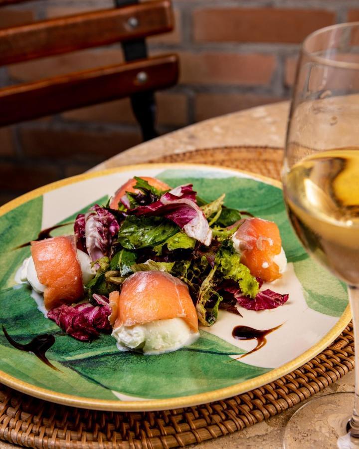 Do Cedro Inn